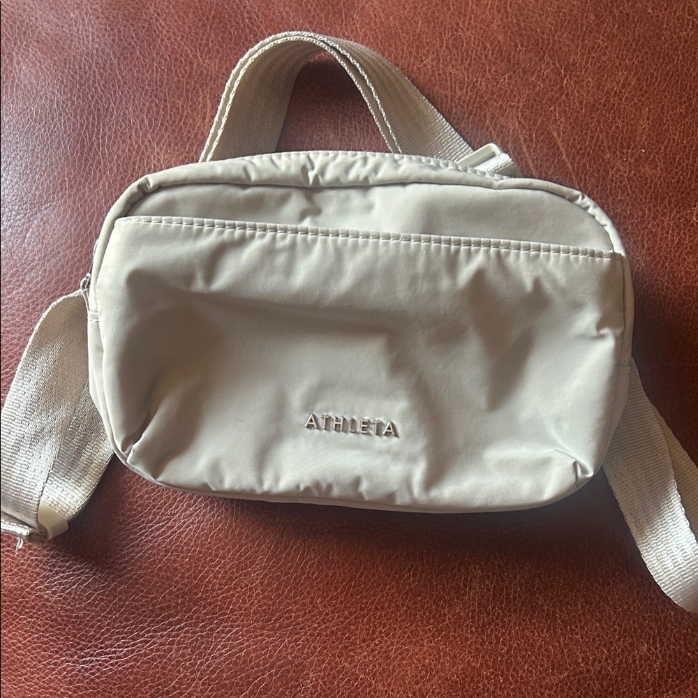 Lululemon Athleta Belt Bag